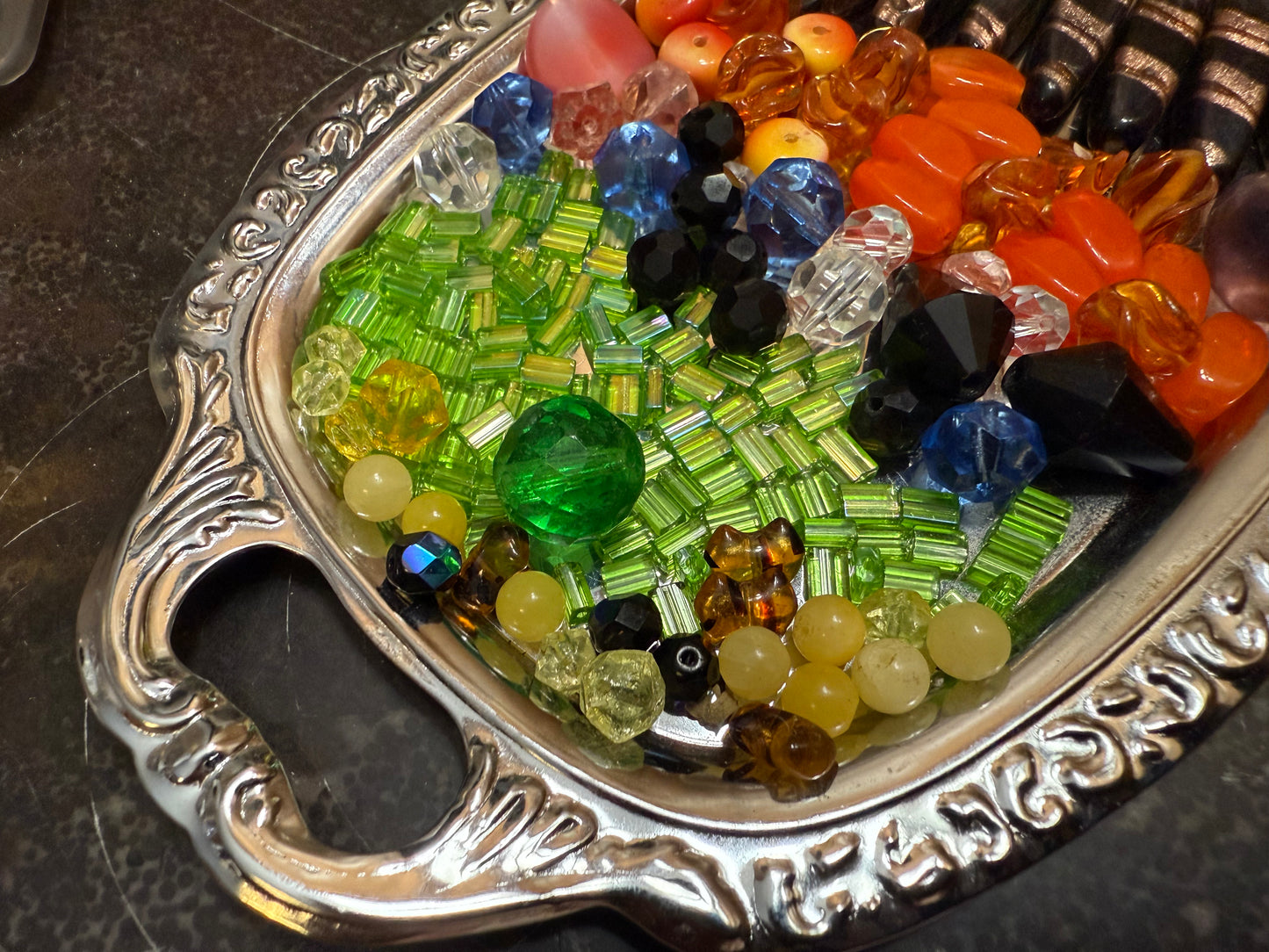 Small bag of vintage jewelry making beads (tray not included) - Some Uranium Glass Beads