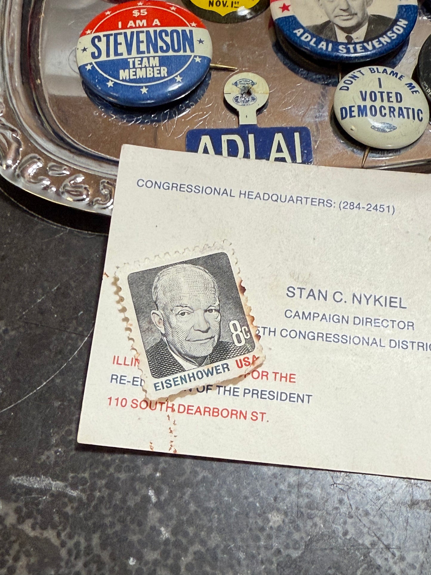 Lot of vintage campaign pins & other items (tray not included)