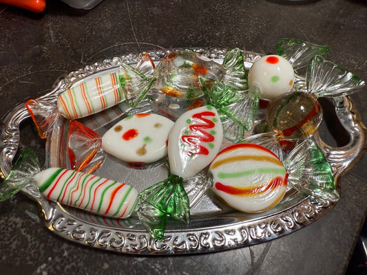 Lot of 8 Vintage / Murano Style Glass Candies - Christmas Themed (tray not included)