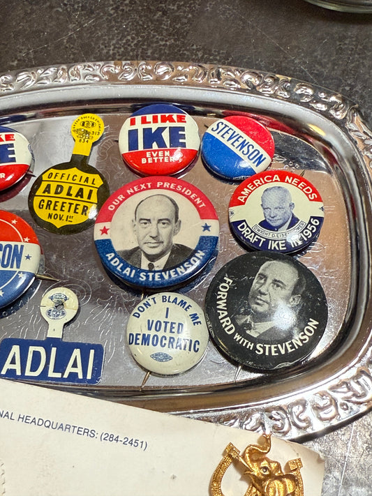Lot of vintage campaign pins & other items (tray not included)