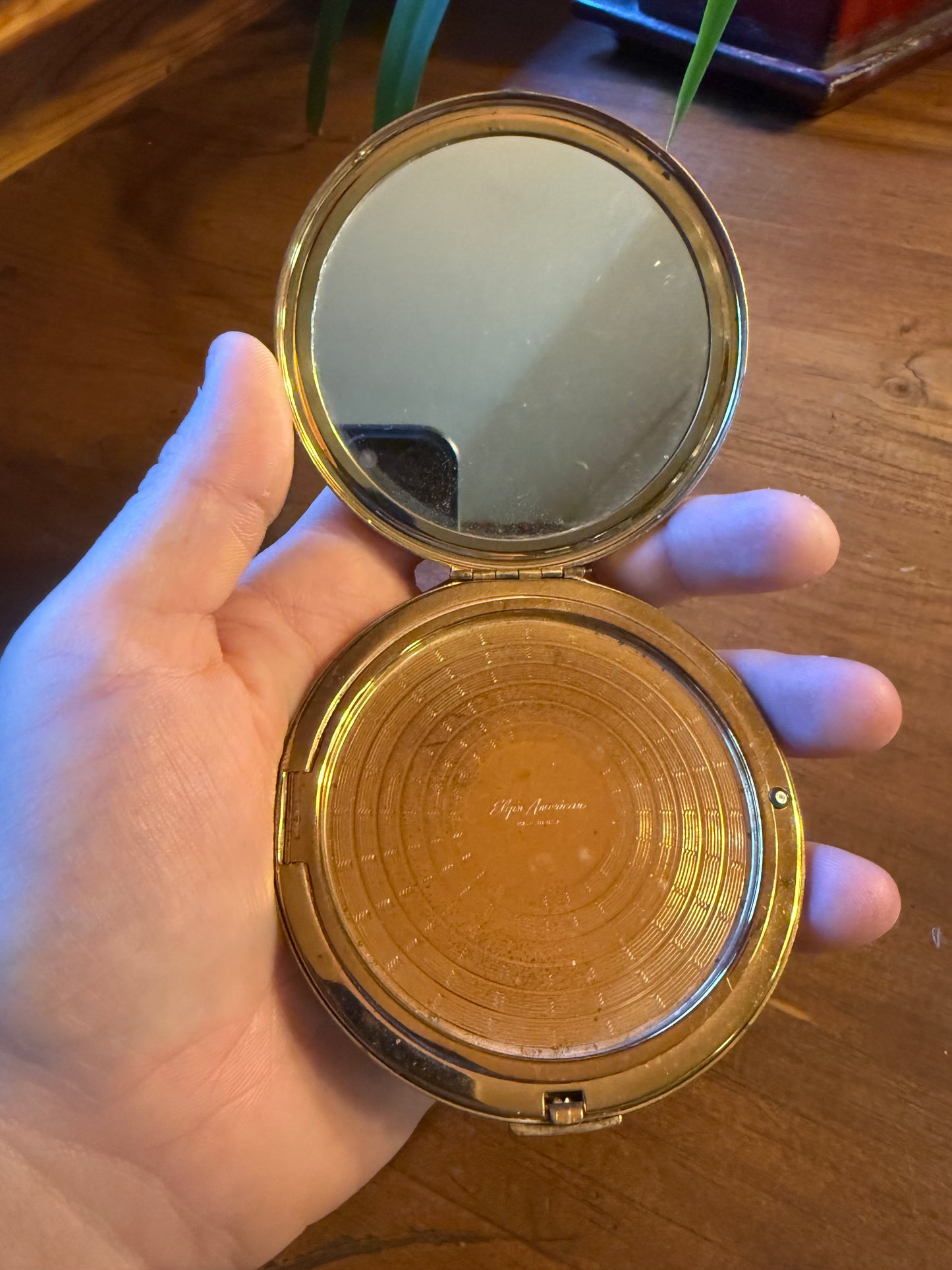 Vintage Elgin American Compact Mirror Floral Design 1940s Gold Tone USA